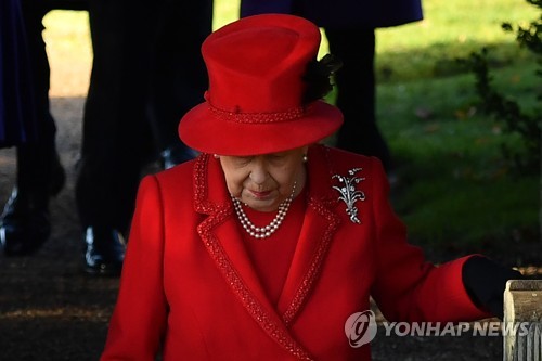 가족문제로 근심 깊은 엘리자베스 여왕 '썰렁한 성탄절'