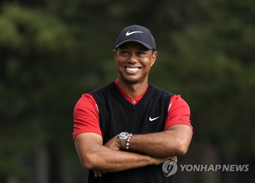'골프 황제' 우즈, 사우디 골프 대회 초청료 35억원 또 거절