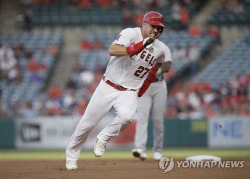 NBC "2010년대 MLB 최고 타자는 트라우트"