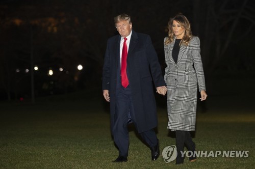 나토서 체면구긴 트럼프, 방위비증액 앞세워 "엄청난 일들 달성"