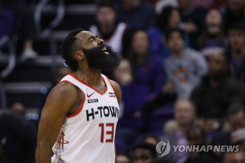 NBA 아데토쿤보, 시즌 세번째 트리플더블…밀워키, 뉴욕에 완승(종합)