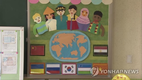 다문화 어린이집 보내려면…보호자 명의 공인인증 발급 '최우선'