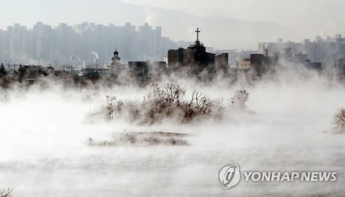 [#꿀잼여행] 강원권: 겨울철새 비상하는 물안개 겨울 왕국 '소양강 상고대'