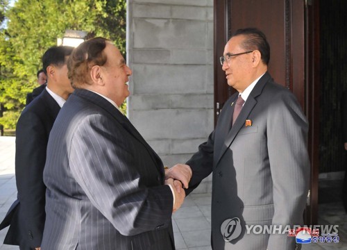 北, 트럼프 경고에 반발하면서도 "아직 연말 입장 정하지 않아"