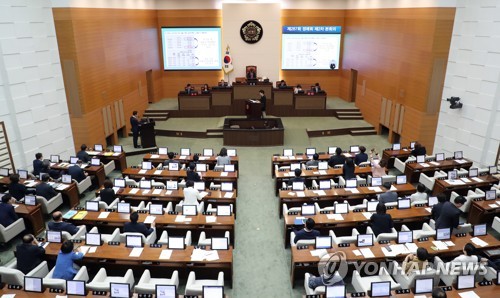 교육청이 반대하는 '교육감 권한강화 조례' 서울시의회 통과
