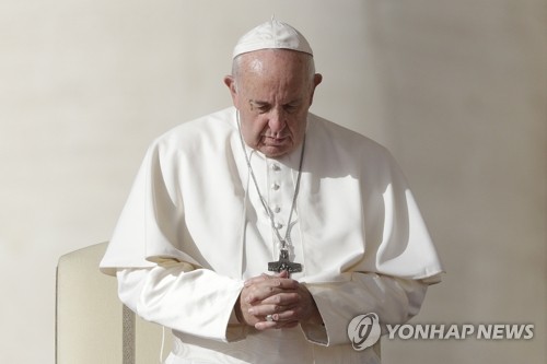 바티칸 교황청 '텔레비전 전도사' 美대주교 시복식 연기