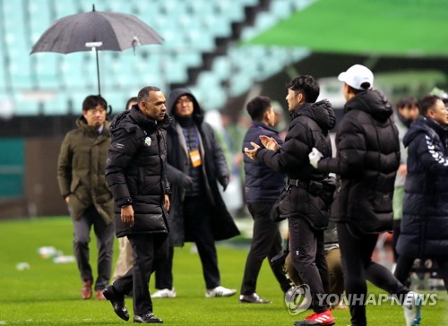 '역전 우승' 지휘 모라이스 전북 감독 "모든 선수가 수훈갑"