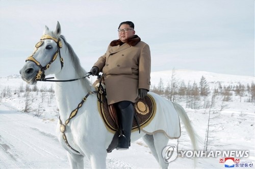 "군사력 사용 가능" vs "신속 상응행동"…가팔라지는 北美 대치