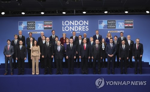 나토 공동선언 '중국의 도전' 명시…균열 속 '집단방위' 재확인