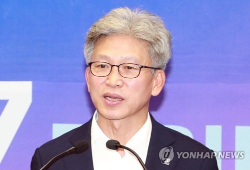 '김기현 첩보' 울산부시장, 병가 후 출근해 업무재개