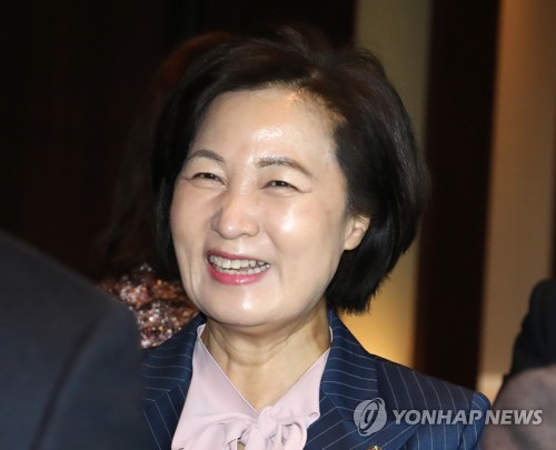 추미애, 윤석열號 검찰과 '초긴장 관계' 속 개혁과제 완수할까