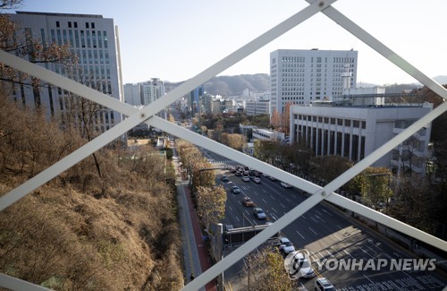 경찰, 사망 수사관 휴대폰 압수영장 재신청…검찰 또 기각