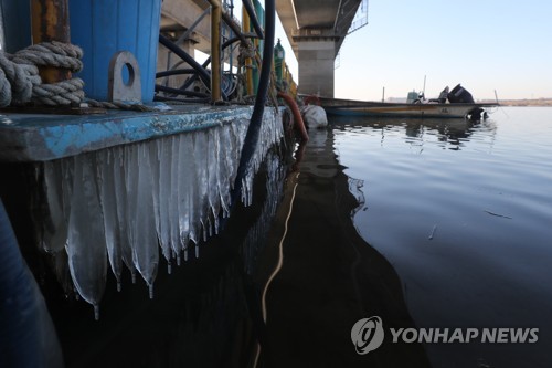 [날씨] 토요일 중부지방 곳곳 눈·비…미세먼지 '보통'∼'나쁨'