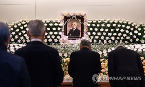 "가족이자 큰 스승"…김우중 빈소에 총집결한 대우맨들