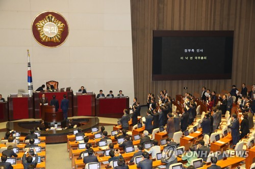 與 '4+1 과반' 자신감에 예산안 강행…한국당 '침대축구' 의심도