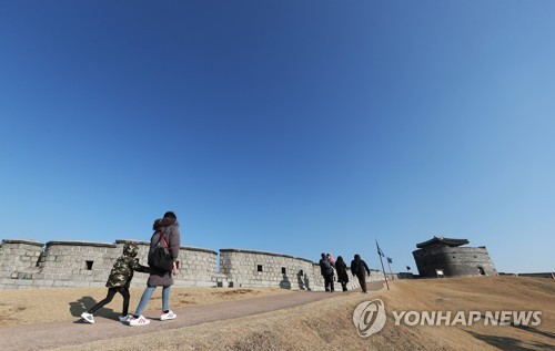 쌀쌀한 토요일 아침…낮부터 영상 기온 회복