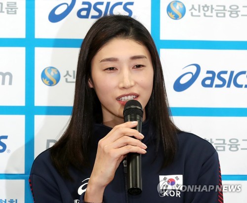 김연경 "태국전 강한 공격으로…올림픽 메달은 출전권부터 따고"