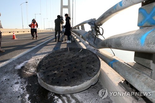 '펑펑' 포스코 광양제철소서 폭발사고…5명 부상(종합3보)