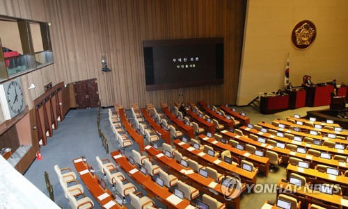 여야, 성탄절에도 필리버스터 대치…27일 선거법 표결에 무게