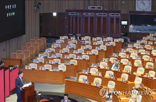 여야, 성탄절에도 필리버스터 대치…27일 선거법 표결에 무게