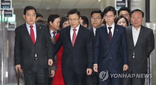 비례정당 창당설에 한국당 뒤숭숭…"지역구 포기, 누가 가나"