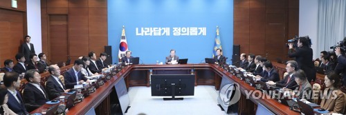 국회 '압박' 나선 文대통령…檢개혁·민생경제 동력 확보 '박차'