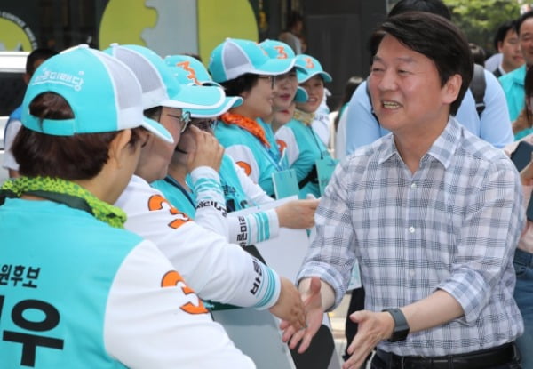 안철수 측 "변혁 신당 참여 안 해, 당명 뭘로 하든 관심 없어"