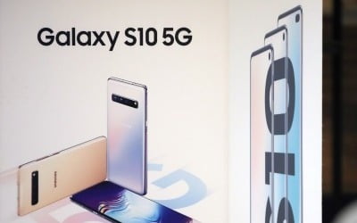 내년 5G폰 쏟아지는데…'먹통 5G' 논란 해소가 관건