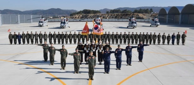 해병대사령부가 지난달 29일 경북 포항의 해병 1사단 전투연병장에서 1항공대대 창설식을 했다고 이달 2일 밝혔다./사진=연합뉴스