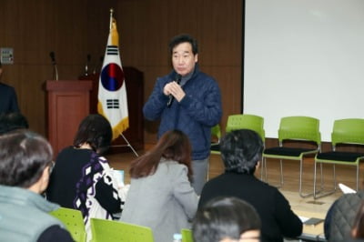 '독도 헬기 추락 사고' 합동분향소 찾은 이낙연…"안전한 나라 만들겠다"