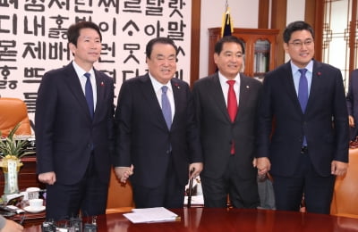 국회의장·여야 3당 원내대표, 예산안 놓고 최종담판