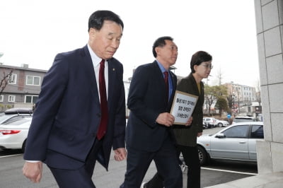 한국당 "월성 원전 1호기 영구정지, 문제있다"…효력정지 가처분 신청