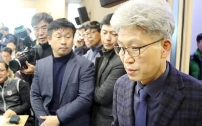 靑 "울산 공공병원, 김기현도 건의한 것…선거개입은 억측"