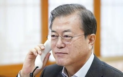 한미정상 '한반도 상황 엄중' 인식…톱다운 비핵화 출구 모색