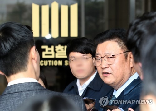 檢, 민주당 前최고위원 10시간 조사…울산시장 공천과정도 살펴