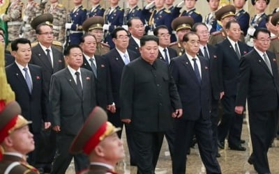 [2보] 北, 김정은 주재 당 중앙군사위 개최…자위적 국방력 강화 논의