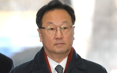 '인보사 의혹' 이우석 코오롱생명 대표 구속영장 기각