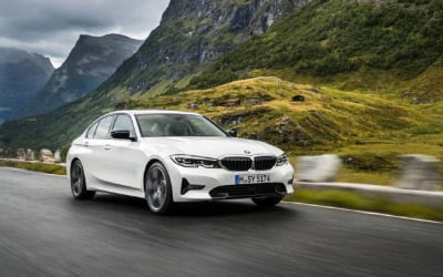 BMW 뉴 320d, 국토부 선정 '올해의 안전한 차' 1위