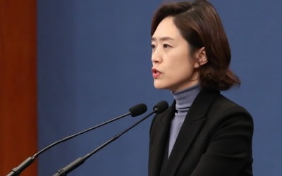 '총선용 靑 개편' 지적에 '야당 심판론' 꺼내든 고민정