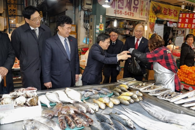 관세청장, 설 명절 맞아 민생 현장 방문