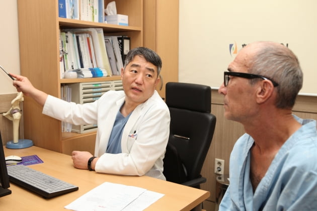 힘찬병원, 우즈베키스탄 환자 한국초청 수술