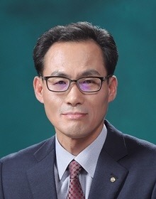 김정기 영업지원부문 겸 HR그룹 집행부문장(부행장)