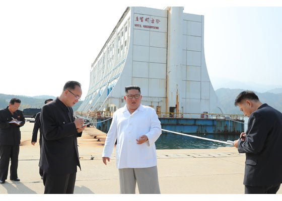북한, 신종 코로나에 “‘금강산 철거’ 연기” 통보 
