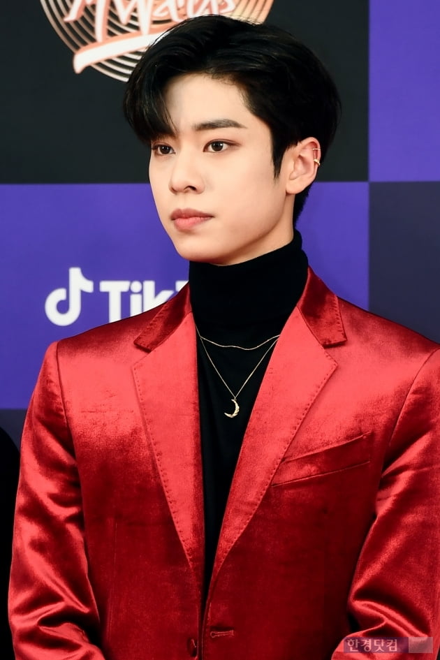 [포토] AB6IX 김동현, '상남자 카리스마' (골든디스크)