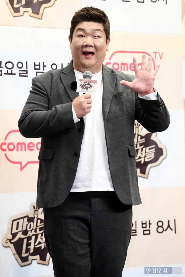 [포토] 유민상, '맛있는 녀석들' 5주년 입니다~