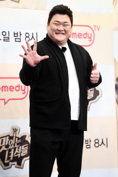 [포토] 김준현, '맛있는 녀석들' 5주년 입니다