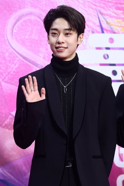 [포토] AB6IX 김동현, '미소가 멋진 남자' (서울가요대상)