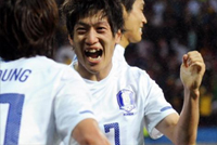 한국 축구대표팀 우루과이와의 월드컵 16강전에서 2 대 1로 패배.
