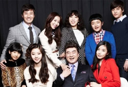 tvN <21세기 가족>│할아버지는 신혼, 아빠는 재혼, 아들은 중2병