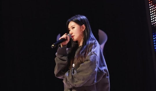 예지, 공식 SNS 채널 오픈과 함께 새해인사 (사진=제이지스타)